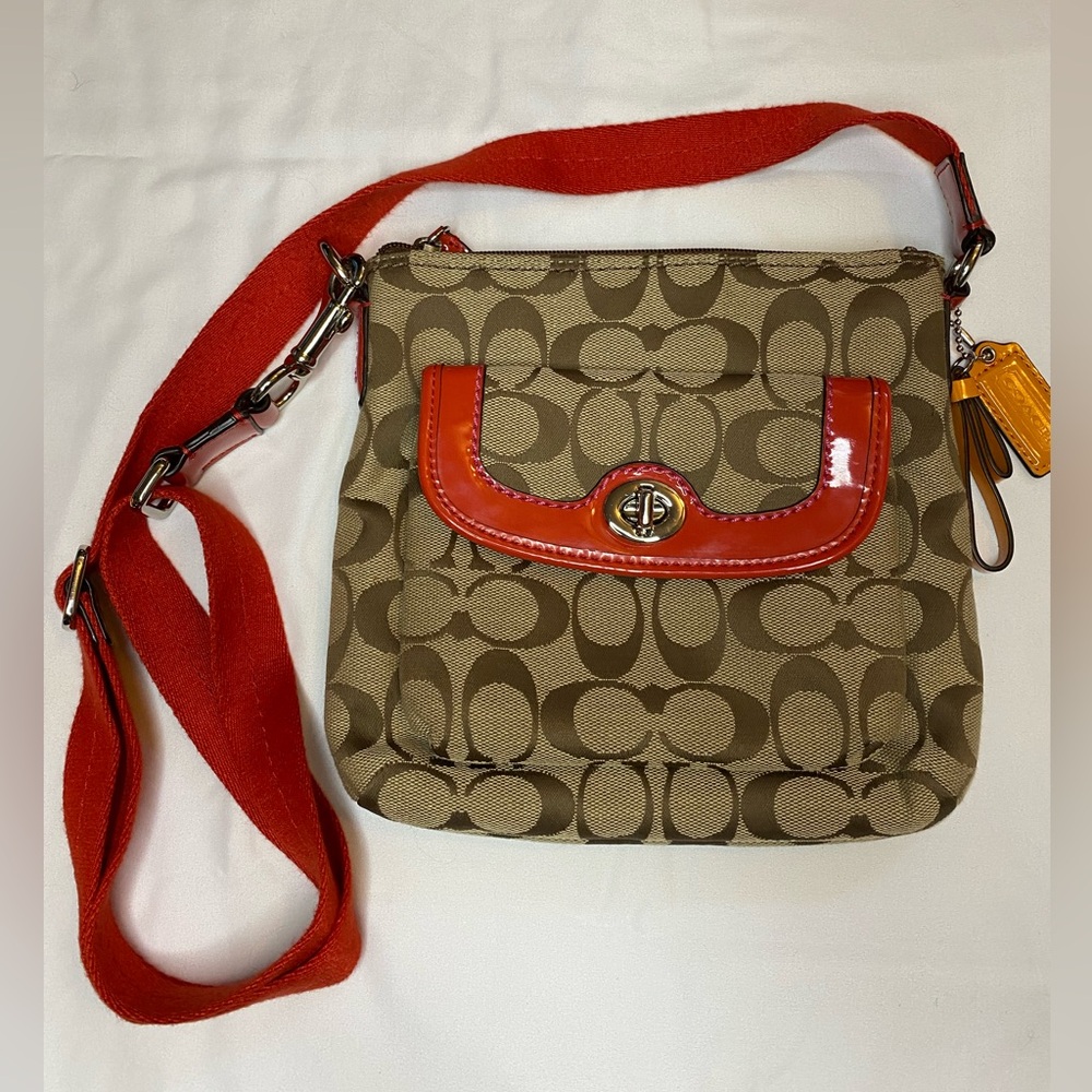 Coach Park Signature Crossbody bag